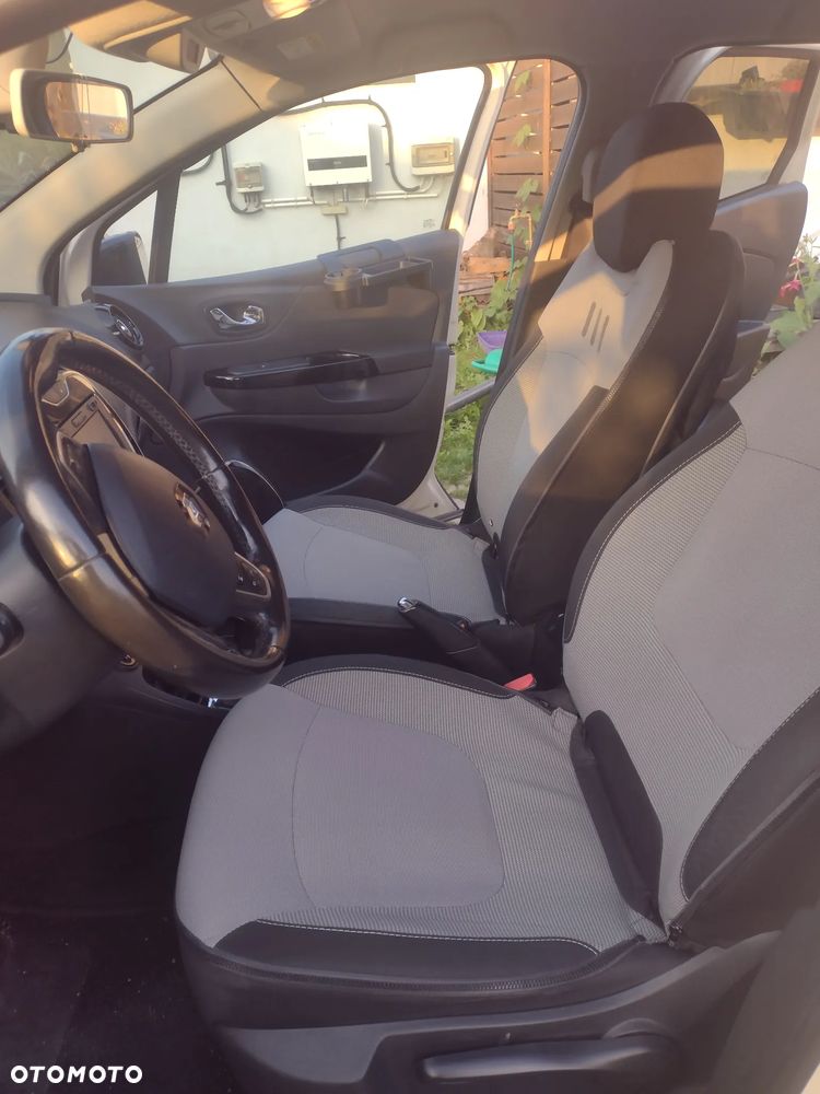 Renault Captur - 11
