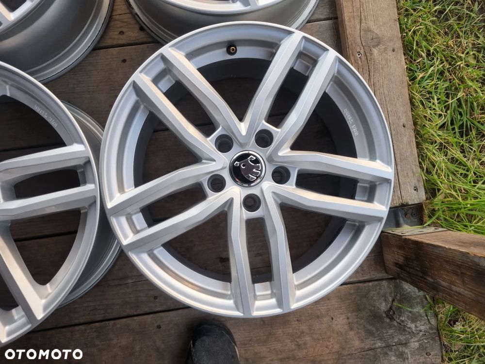 SKODA Superb III,Karoq,Octavia,vw,audi, seat 7,5x17 ET40 5X112 super - 3