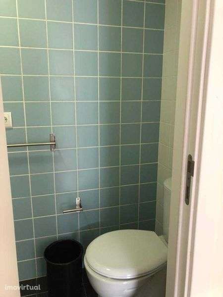 Aluga-se Estúdio na Baixa de Coimbra - Loja do Cidadão - Grande imagem: 2/4