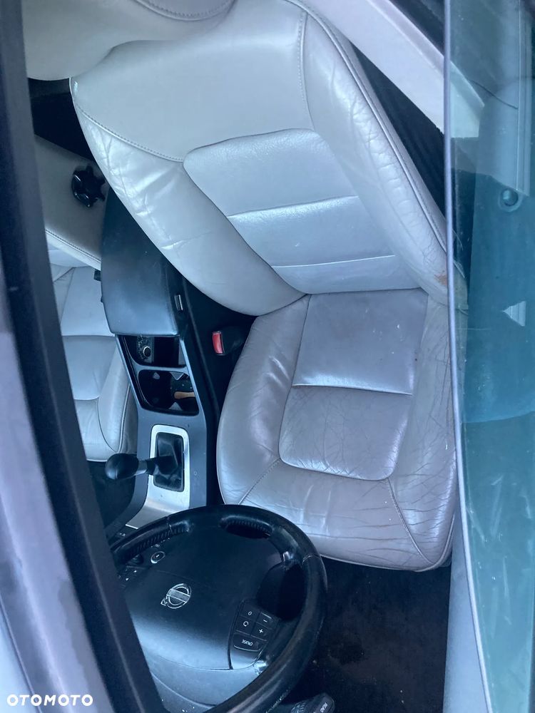 Volvo V70 2.0D Momentum - 6