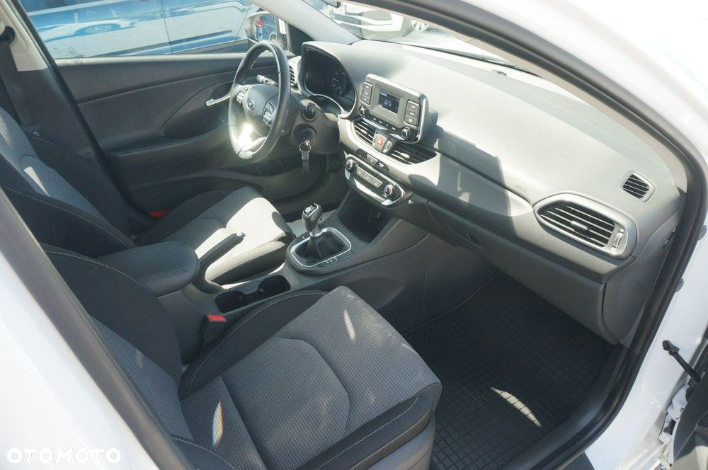 Hyundai i30 1.0 T-GDI Modern - 26
