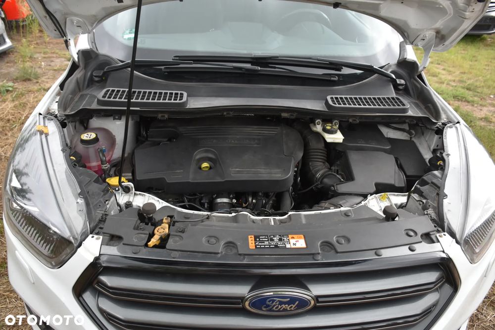 Ford Kuga 2.0 TDCi 4x4 ST-Line - 19