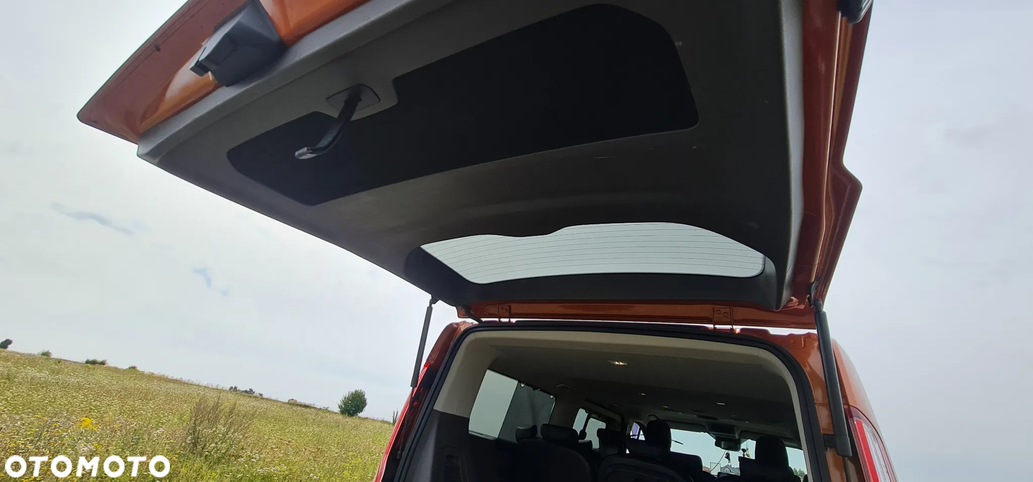 Ford Tourneo Custom 320 L2H1 VA Autm Active - 16