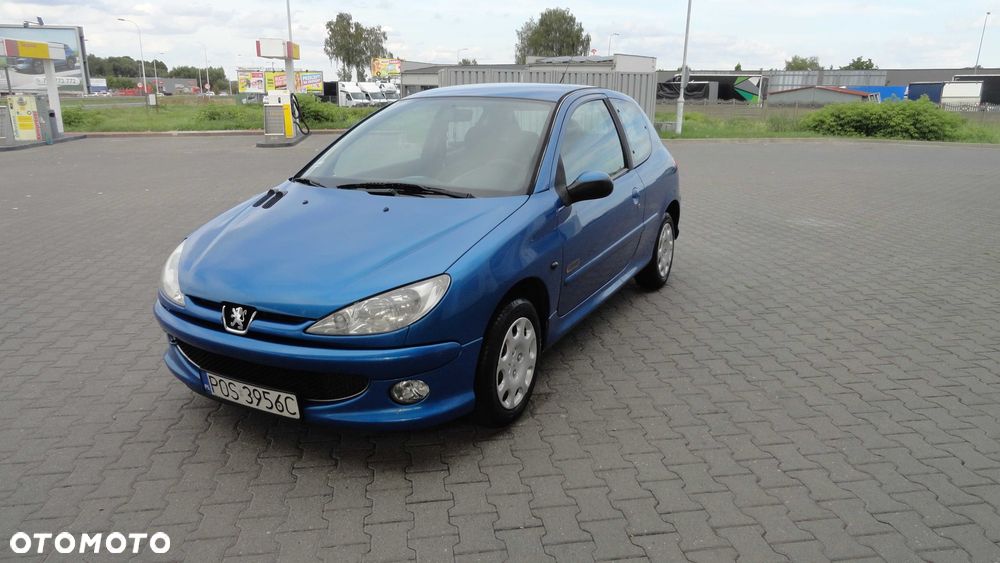 Peugeot 206 - 1