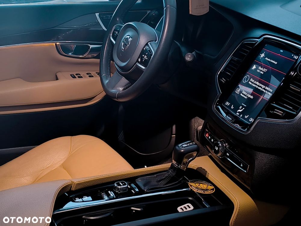 Volvo XC 90 T6 AWD Geartronic Momentum - 8
