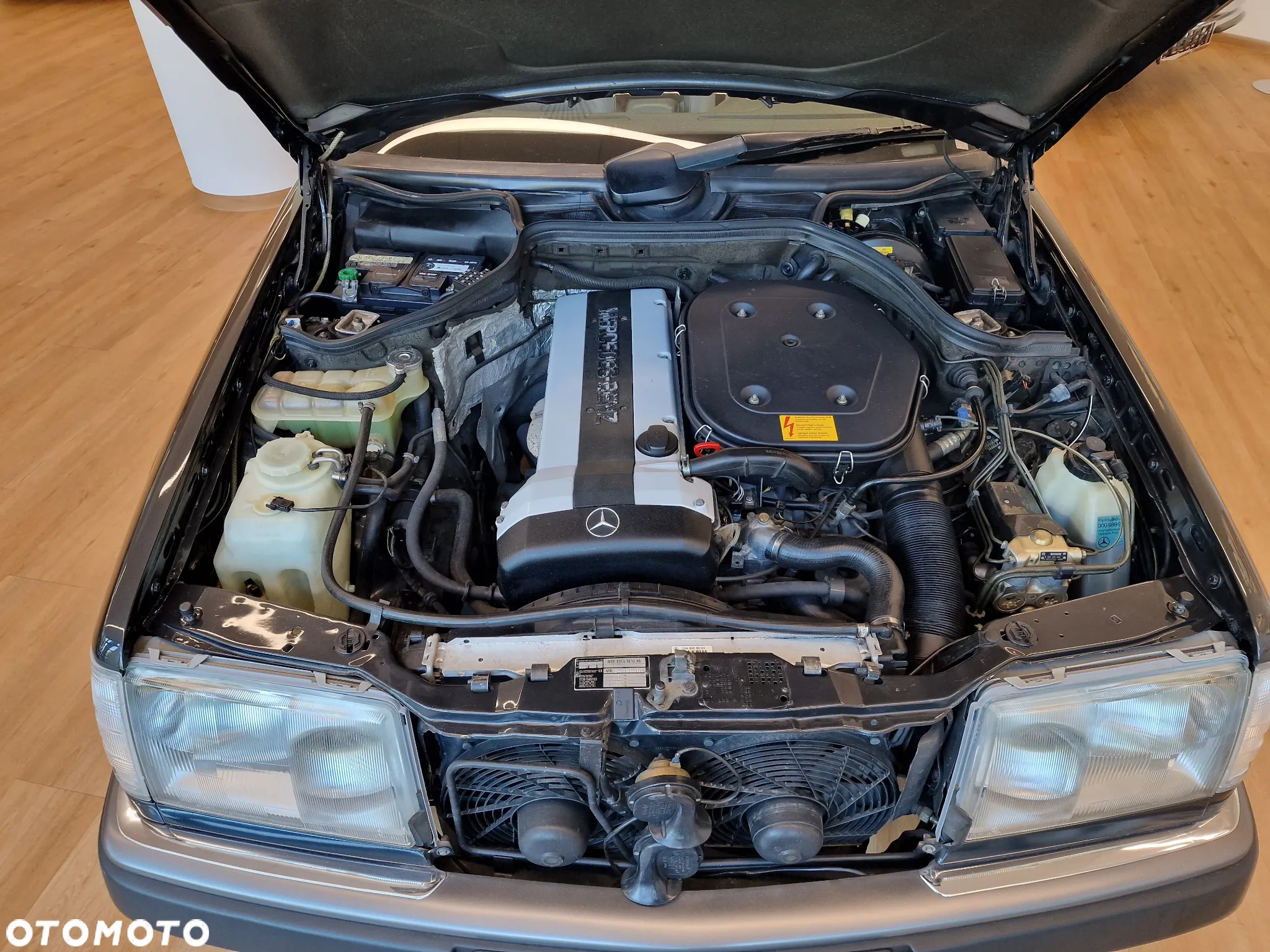 Mercedes-Benz W124 (1984-1993) - 36