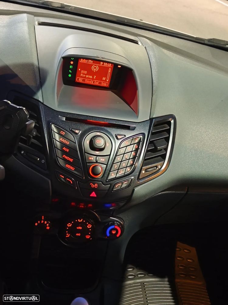 Ford Fiesta 1.4 TDCI Trend - 11
