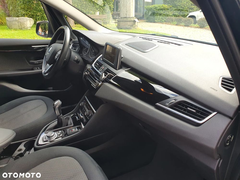BMW Seria 2 ver-218d-advantage - 30