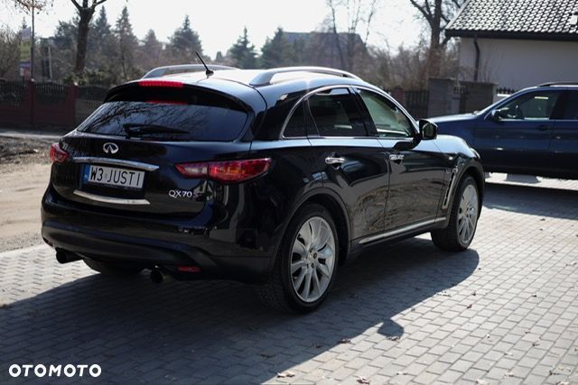 Infiniti QX70 3.0d S Premium - 6
