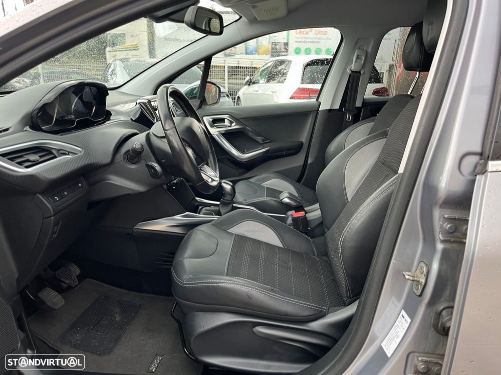 Peugeot 2008 1.6 e-HDi Allure - 14
