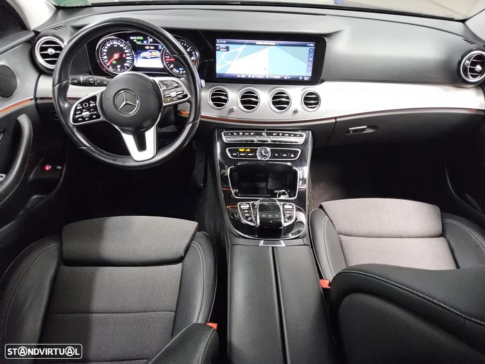 Mercedes-Benz E 300 de Avantgarde - 4