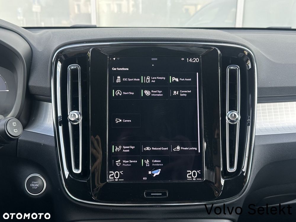 Volvo XC 40 - 18