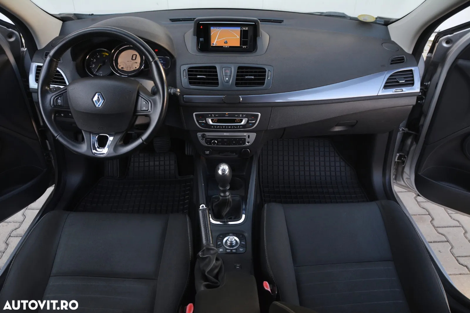 Renault Megane dCi 110 FAP LIMITED - 11