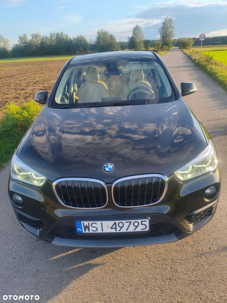 BMW X1 sDrive18d Sport Line - 3