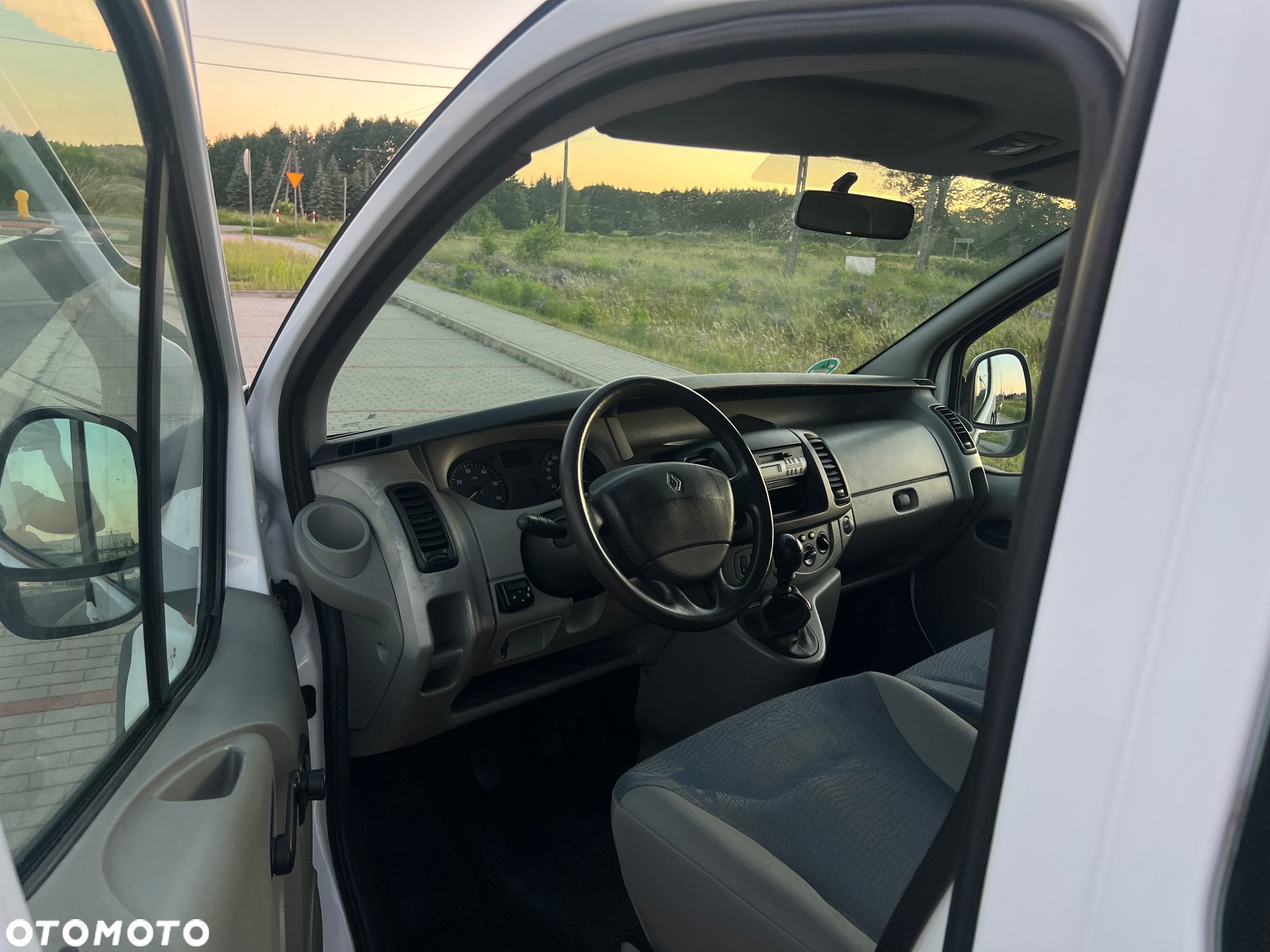Renault Trafic dCi L2H1 Pack - 8