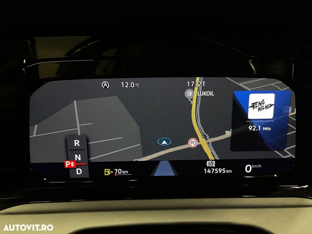 Volkswagen Golf 2.0 TDI SCR DSG Life - 29