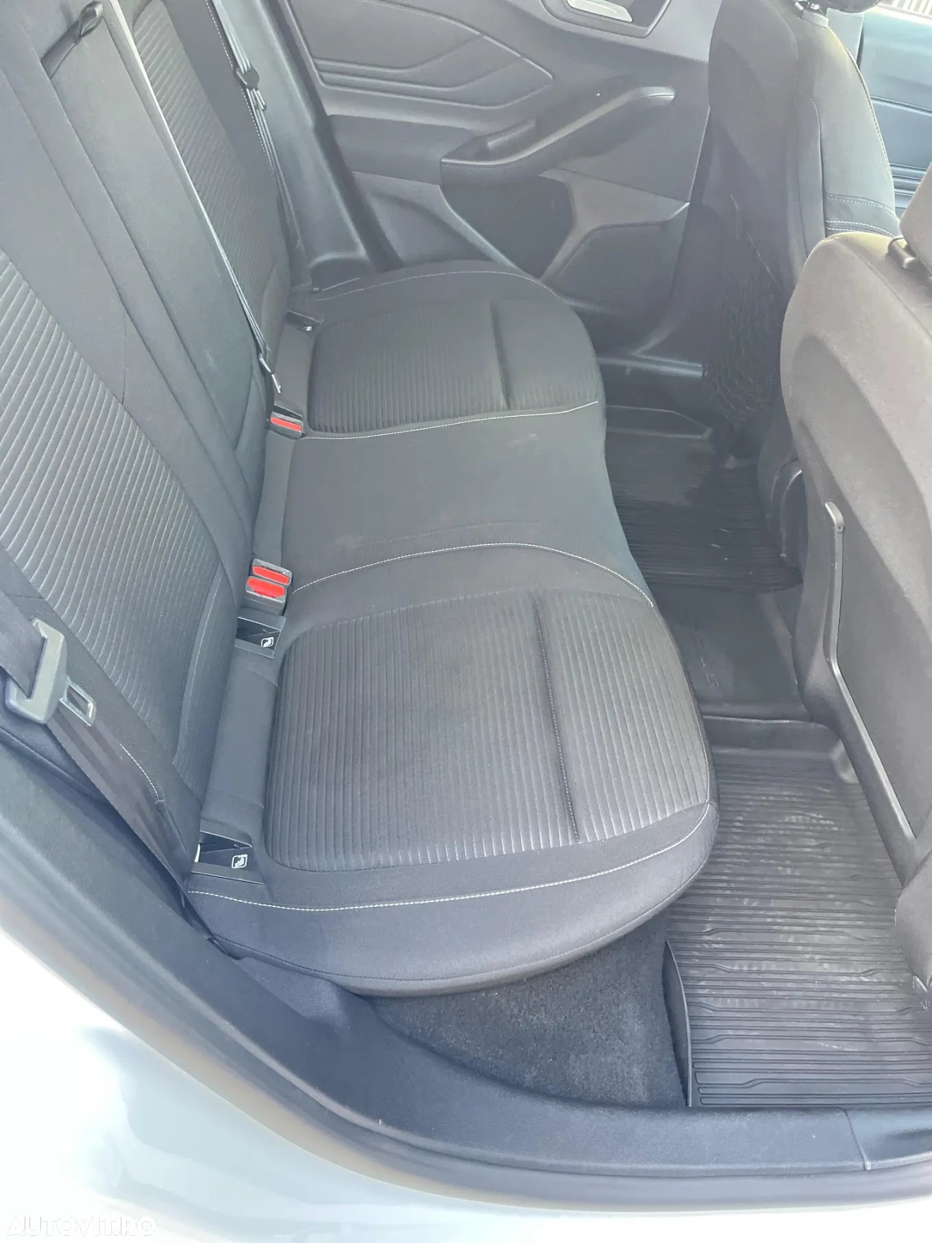 Ford Focus - 7