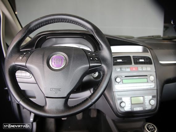 Fiat Linea 1.3 M-Jet Emotion - 16