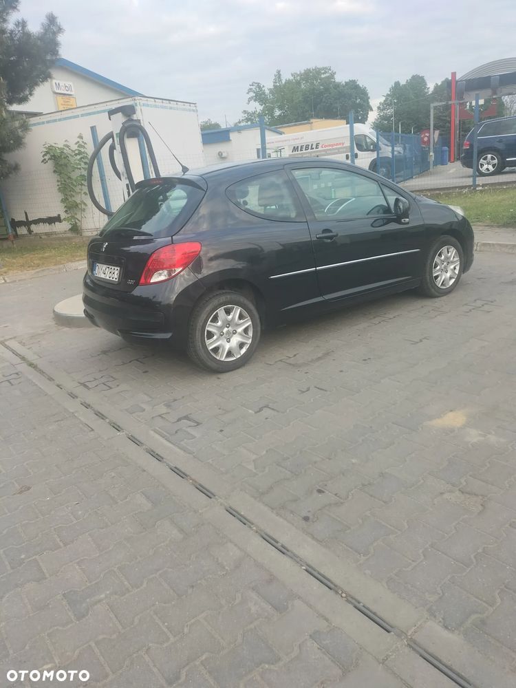 Peugeot 207 1.4 Trendy - 3