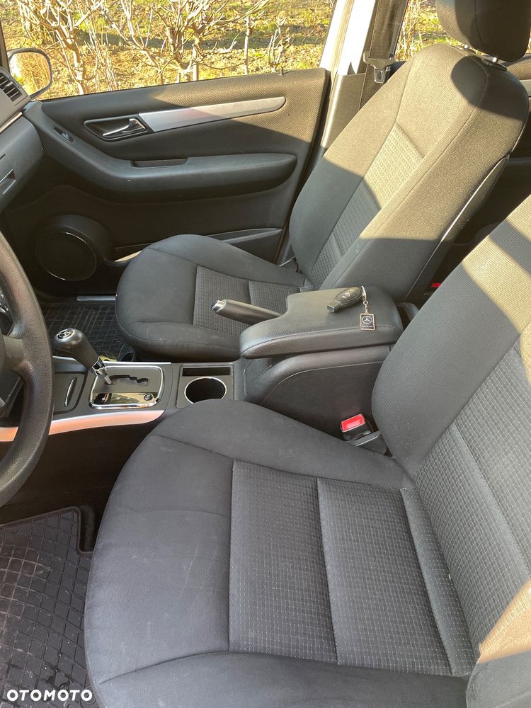 Mercedes-Benz Klasa B - 16