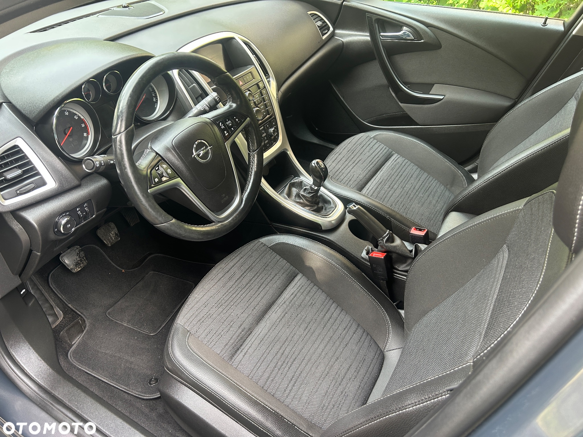 Opel Astra 1.6 Exklusiv - 29