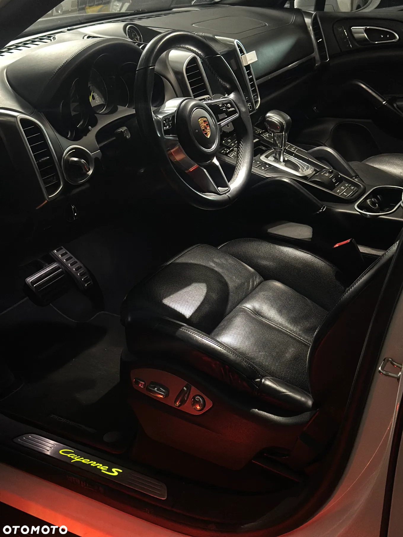 Porsche Cayenne - 6
