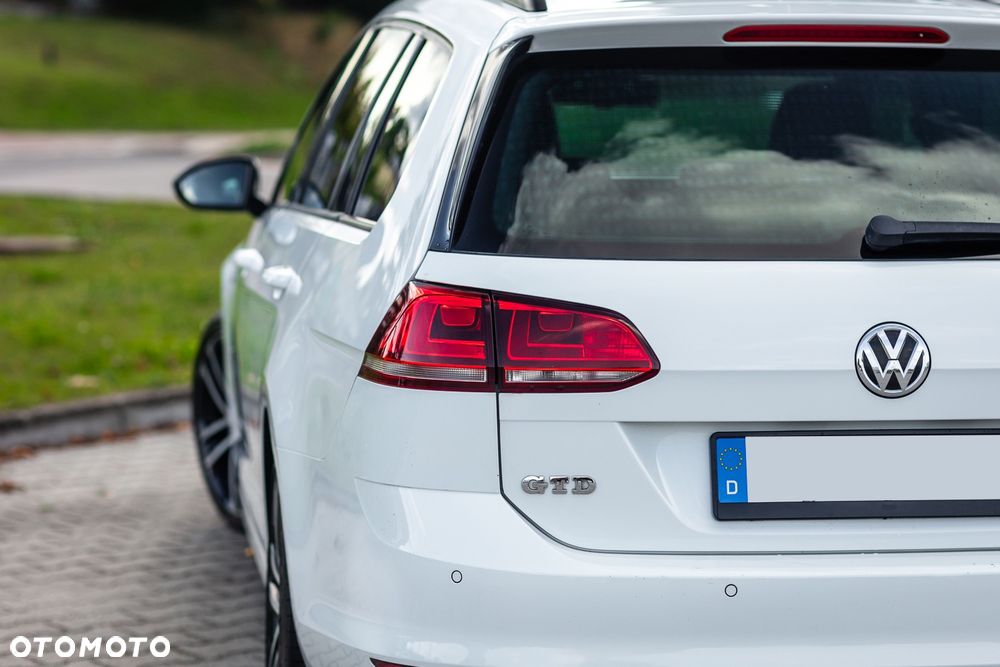 Volkswagen Golf GTD 2.0 TDI SCR DSG - 17