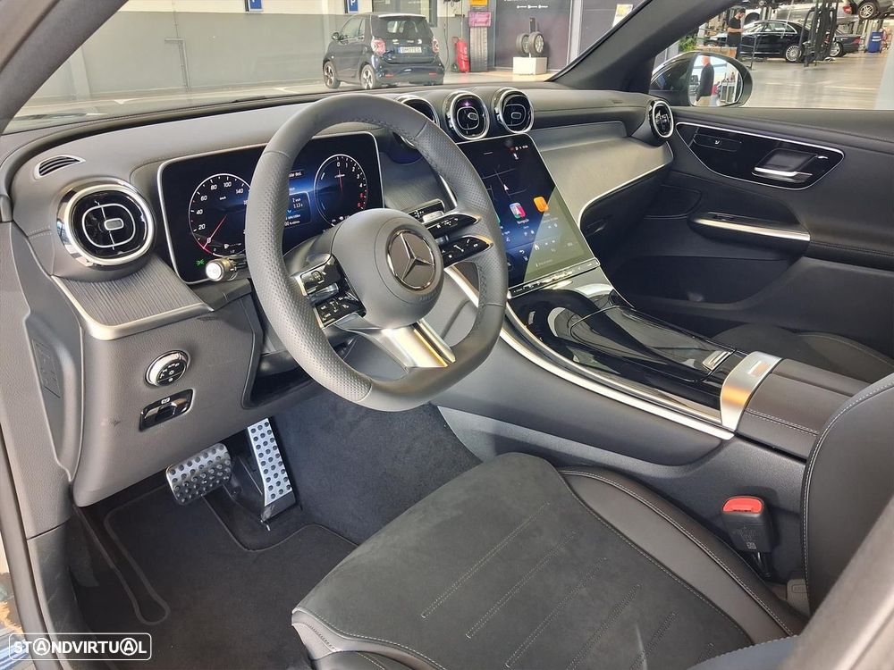 Mercedes-Benz GLC 300 e Coupe 4Matic - 11