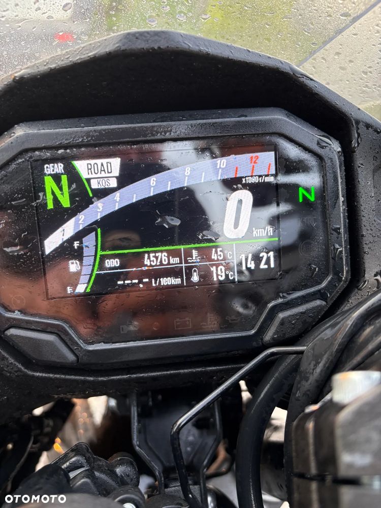 Kawasaki Ninja 1000 SX - 8