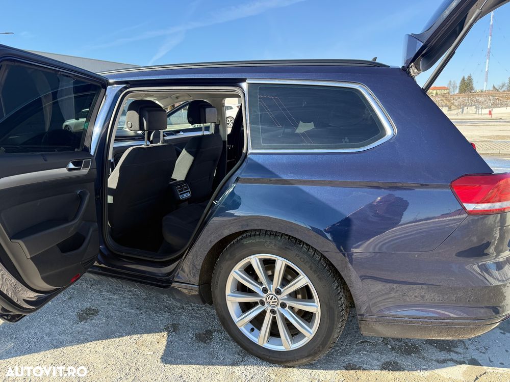 Volkswagen Passat 2.0 TDI DSG Comfortline - 19