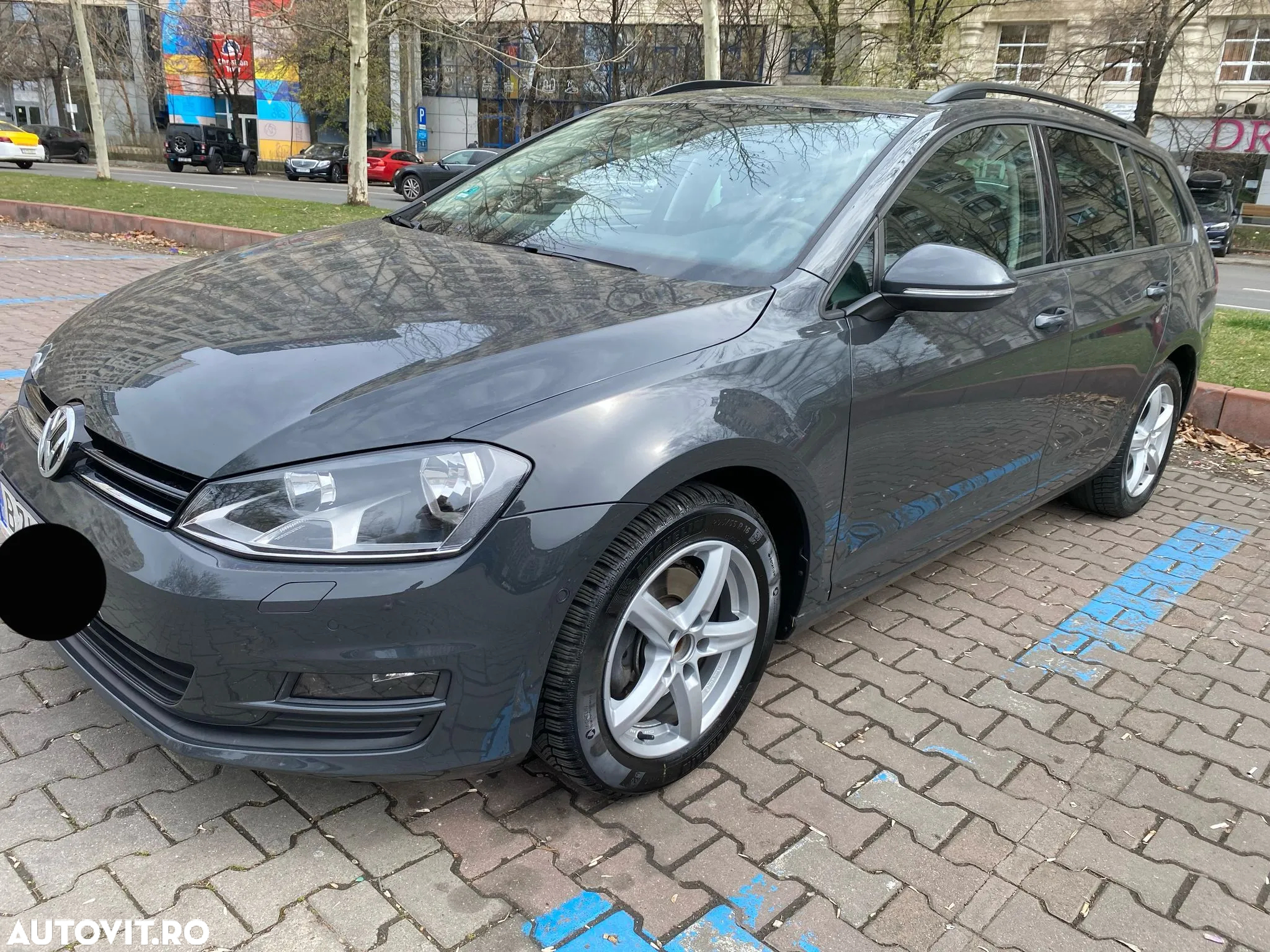 Volkswagen Golf Variant 1.6 TDI BlueMotion Technology Comfortline - 2