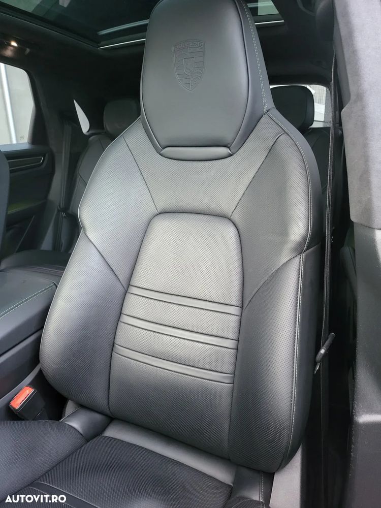 Porsche Cayenne - 18