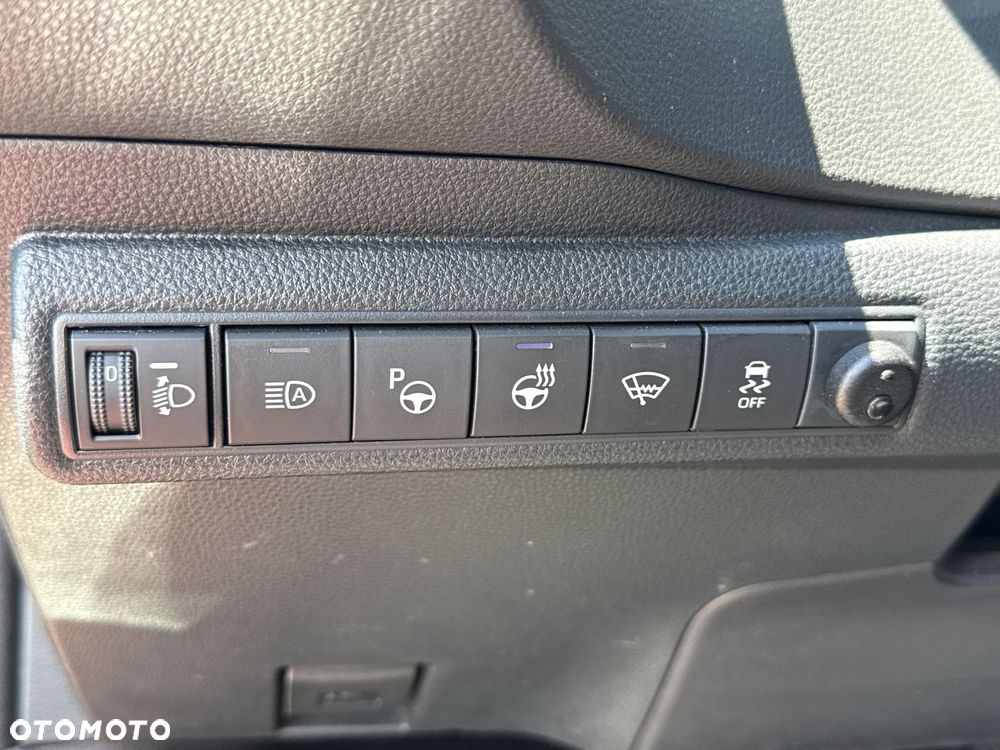 Toyota Corolla - 21