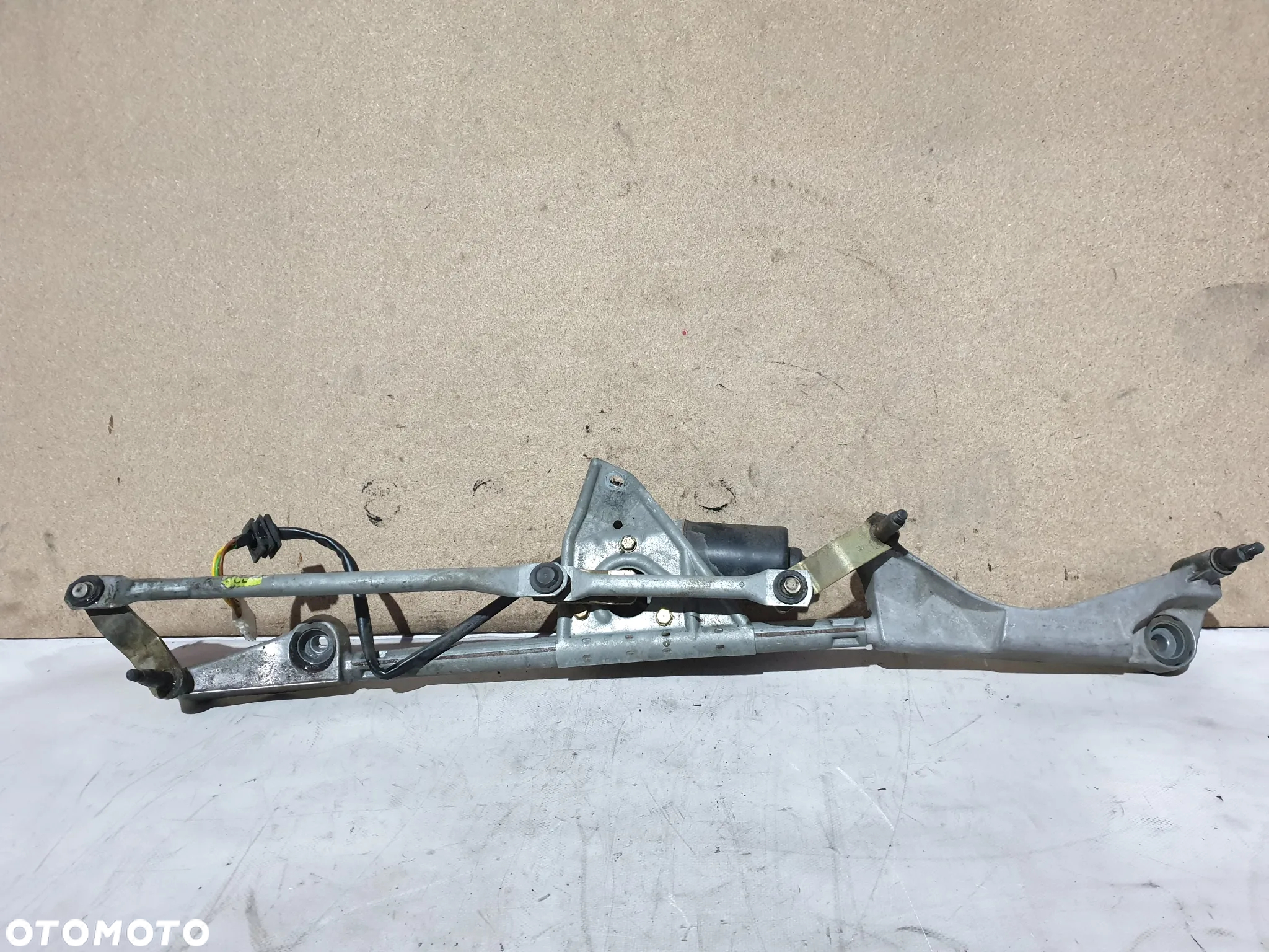 Mercedes W203 Mechanizm Wycieraczek A2038200342 - 4