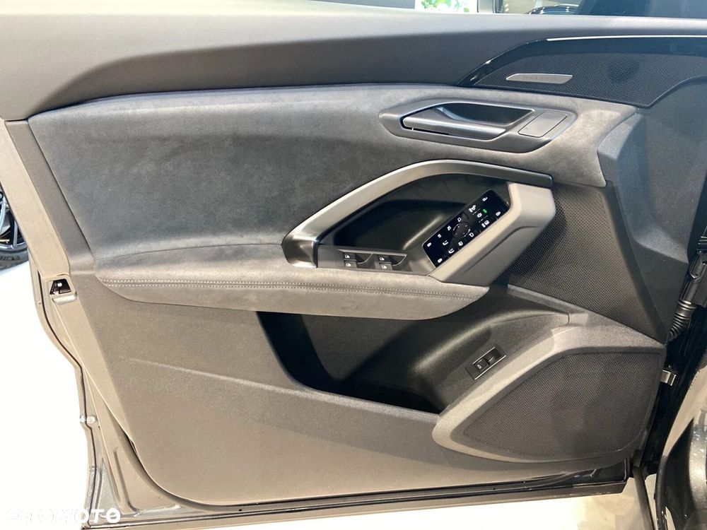 Audi SQ5 Sportback - 22