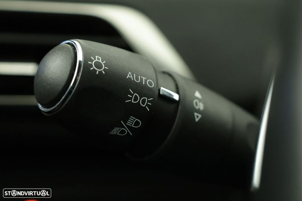 Peugeot 3008 1.2 Hybrid GT e-DCS6 - 17