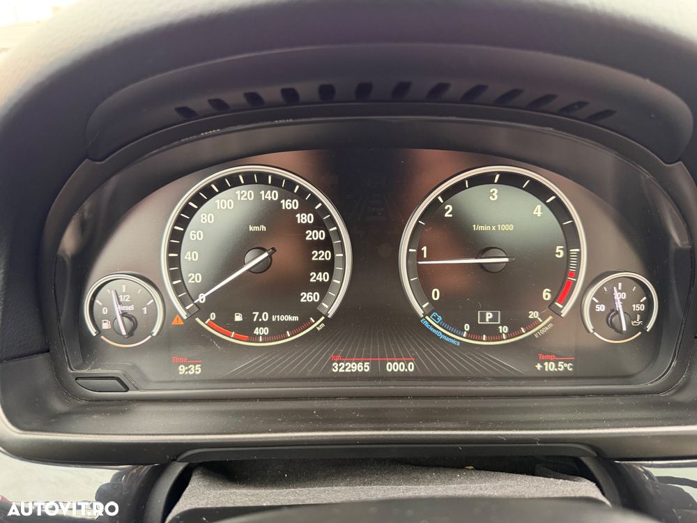 BMW Seria 5 520d Touring Aut. - 2