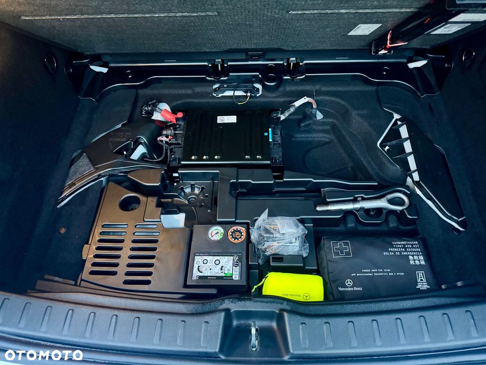 Mercedes-Benz GLA 200 Progressive - 26