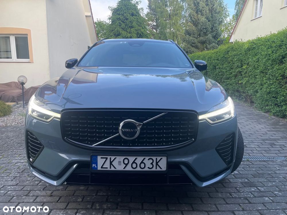 Volvo XC 60 T8 AWD Recharge Plus Dark - 4