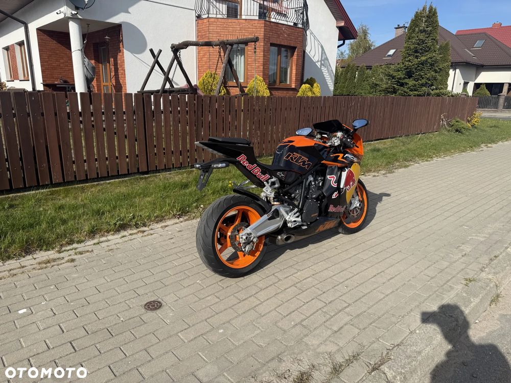 KTM RC 8 - 4
