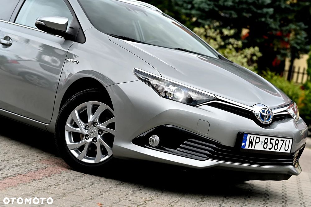 Toyota Auris - 2