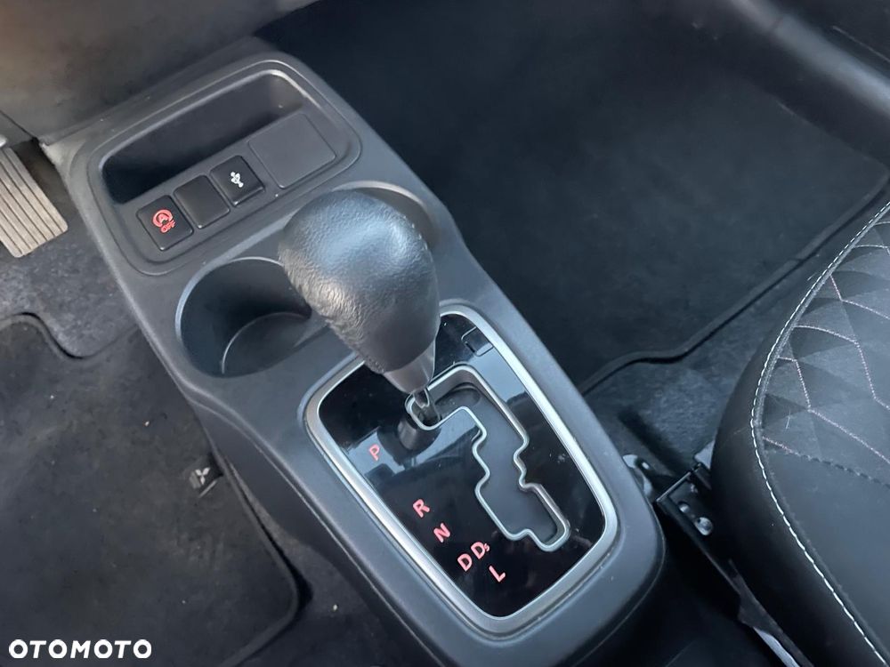 Mitsubishi Space Star AS&G 1.2 CVT Select+ - 14