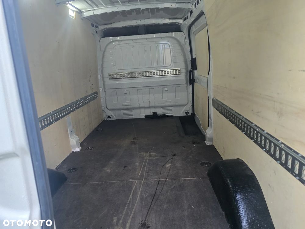 Maxus Deliver 9 - 13