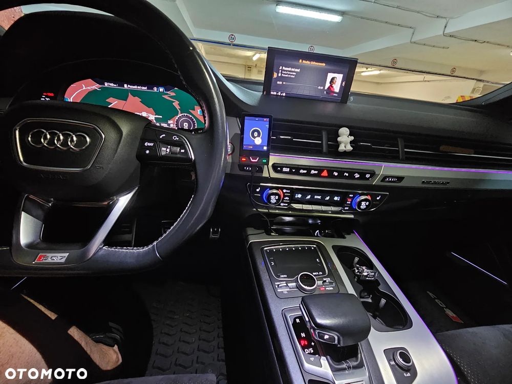 Audi SQ7 - 23