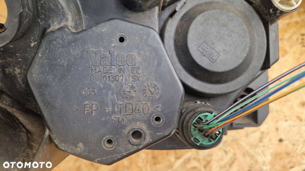 FIAT GRANDE PUNTO LAMPA LEWA PRZEDNIA PRZÓD EU VALEO - 8