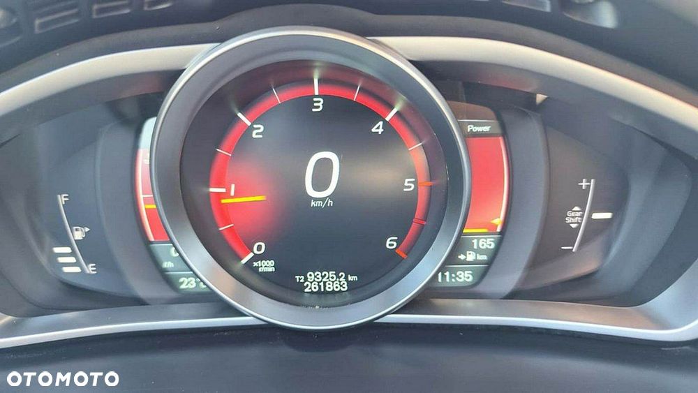 Volvo V40 - 21