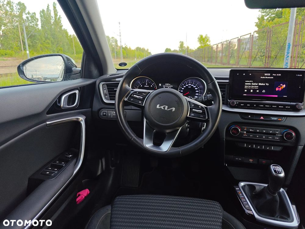 Kia Ceed 1.6 CRDi (48V Mild-Hybrid) Spirit - 13