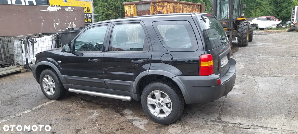 FORD MAVERICK 2,3 b   dyfer - 1