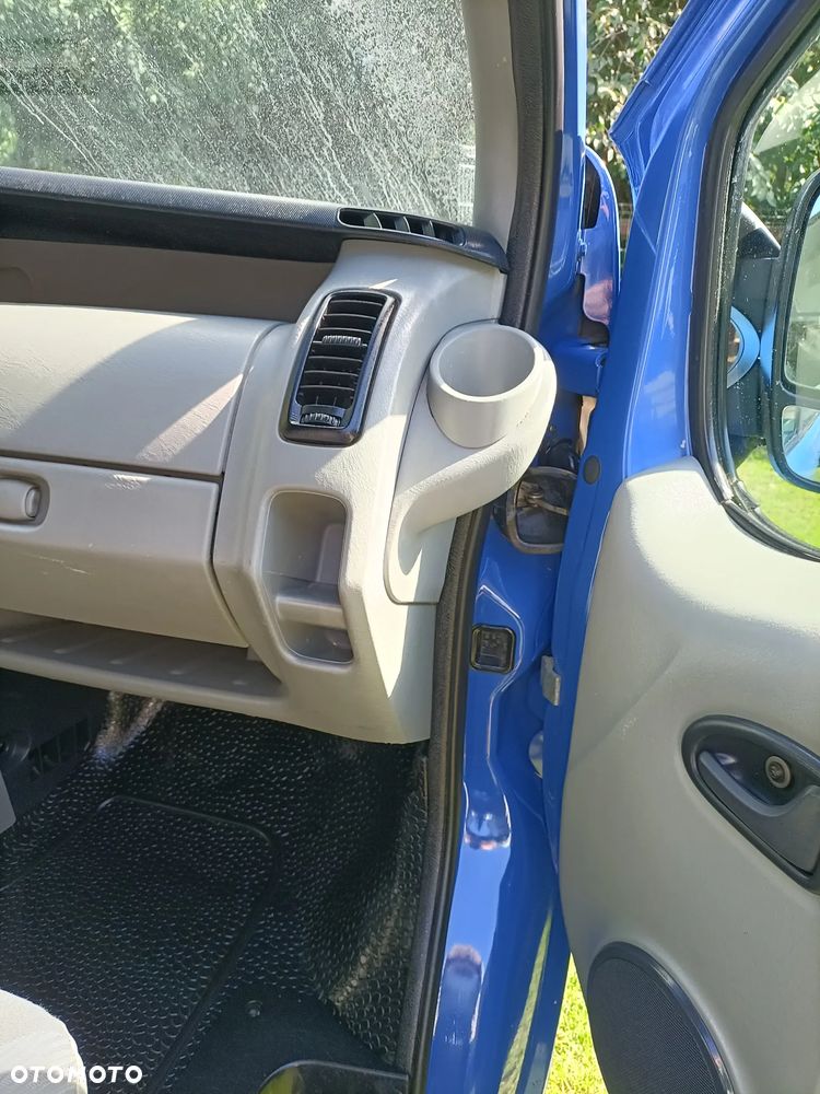 Opel Vivaro - 16