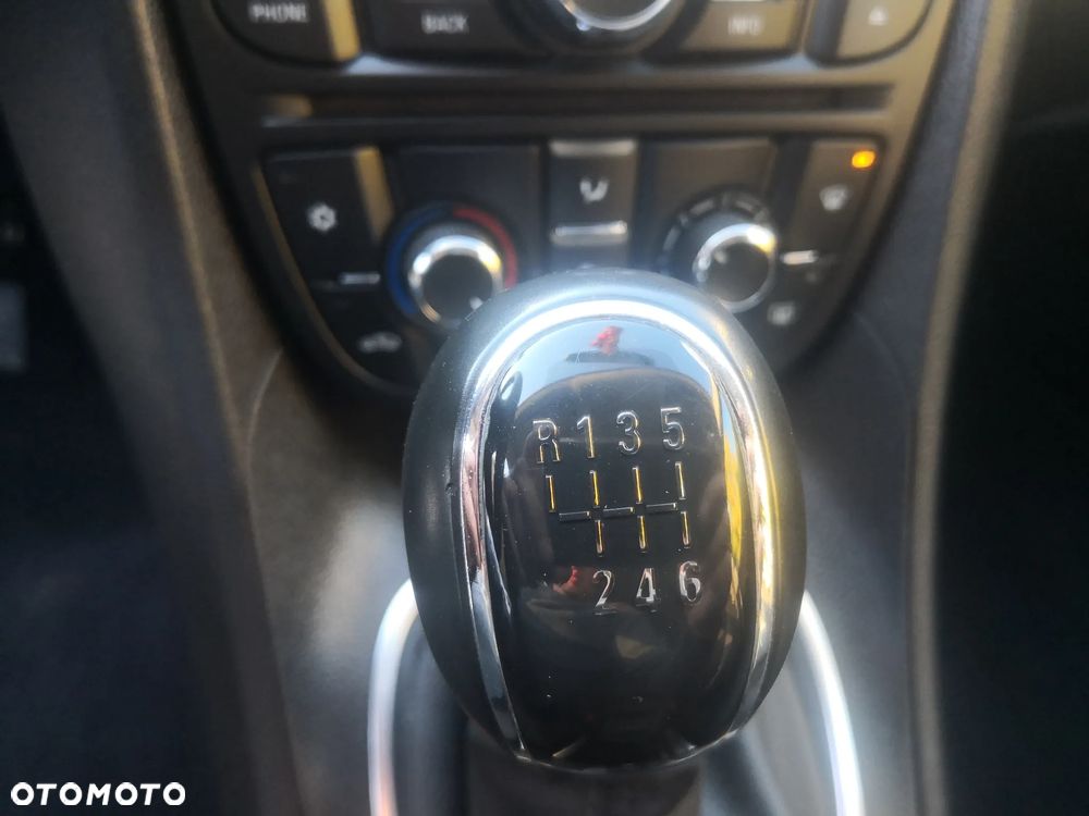 Opel Meriva - 14